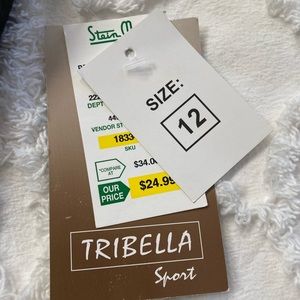 New Women’s Capri’s.  Size 12.  Dark Brown.  By Tribella.